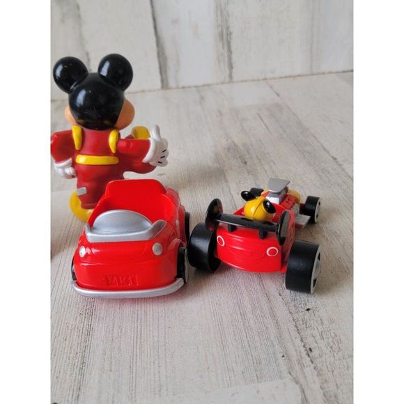 Mickey Mouse race car track helmet playset toy figure red 28 - Picture 11 of 14